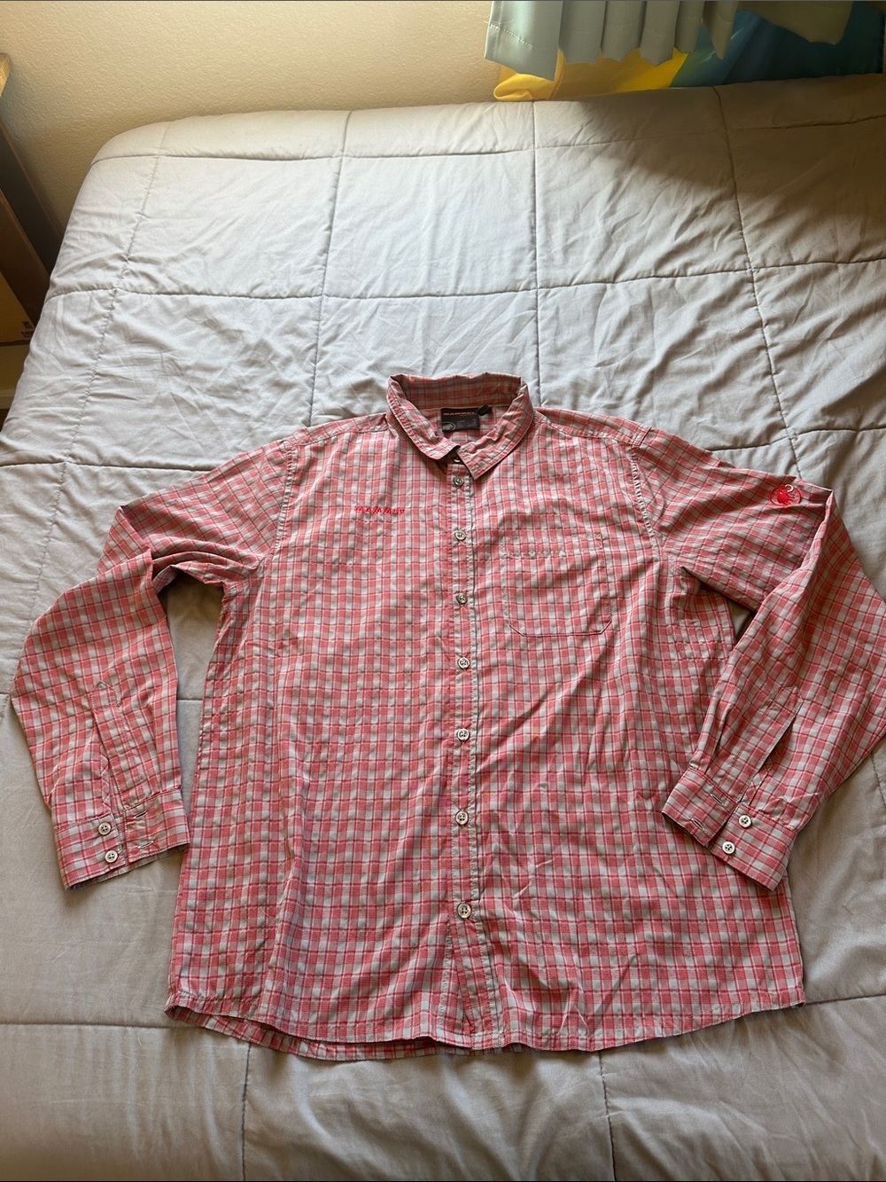 Mammut Men's red  Plaid Button-Up Shirt